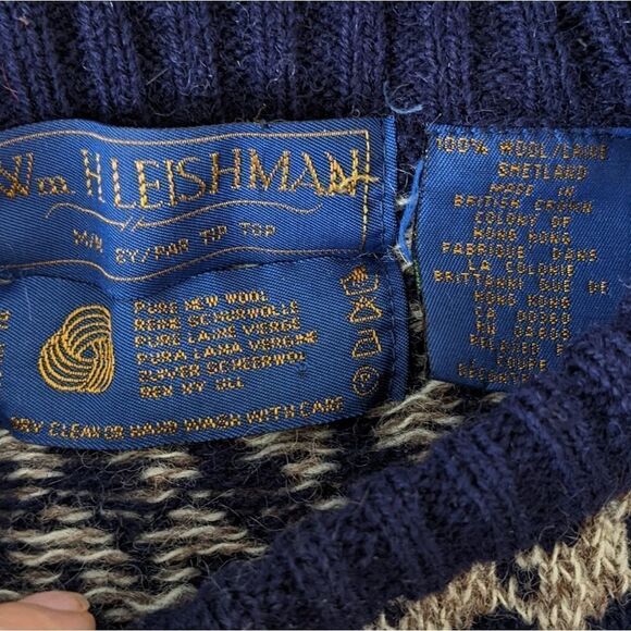 Vintage WM. H. Leishman wool hound tooth sweater graphic knit crew neck Large B3 - Picture 8 of 8